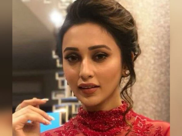 মিমির নতুন ট্যাটু কিসের ইঙ্গিত দিচ্ছে মিমির নতুন ট্যাটু কিসের ইঙ্গিত দিচ্ছে