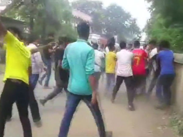 নওদায় হিংসার বলি নির্দল প্রার্থী সমর্থক, আহত একাধিক, সংঘর্ষে উত্তপ্ত মুর্শিদাবাদ নওদায় হিংসার বলি নির্দল প্রার্থী সমর্থক, আহত একাধিক, সংঘর্ষে উত্তপ্ত মুর্শিদাবাদ