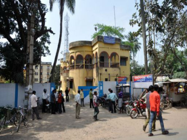 নাকাশিপাড়ায় নির্দলের দাপট! গুলিতে মৃত তৃণমূল সমর্থক নাকাশিপাড়ায় নির্দলের দাপট! গুলিতে মৃত তৃণমূল সমর্থক