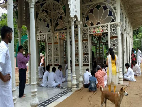 রাজ্যব্যাপী রবীন্দ্রনাথ ঠাকুরের ১৫৮ তম জন্মদিন পালন রাজ্যব্যাপী রবীন্দ্রনাথ ঠাকুরের ১৫৮ তম জন্মদিন পালন