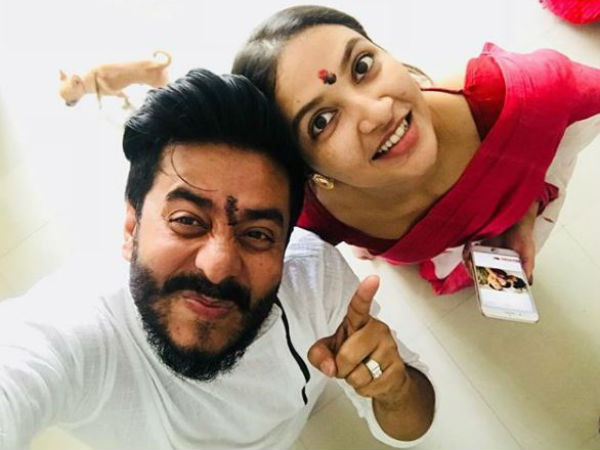 প্রি ওয়েডিং ফটোফ্রেমে ধরা দিনেল রাজ-শুভশ্রী, দেখুন ছবি প্রি ওয়েডিং ফটোফ্রেমে ধরা দিনেল রাজ-শুভশ্রী, দেখুন ছবি