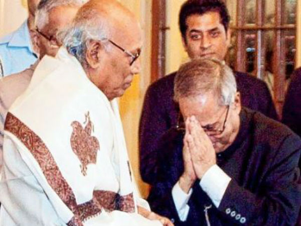 উন্নয়নের শঙ্খ বাদ্য শুনবেন না মমতার কেষ্ট! কবির কবিত্ব নিয়ে তুললেন প্রশ্ন উন্নয়নের শঙ্খ বাদ্য শুনবেন না মমতার কেষ্ট! কবির কবিত্ব নিয়ে তুললেন প্রশ্ন