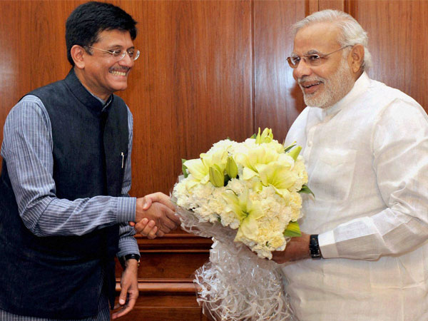 মোদী সরকারের ৪ বছর: ভাল কাজ করা মন্ত্রীদের মধ্যে অন্যতম পীযূষ গোয়েল মোদী সরকারের ৪ বছর: ভাল কাজ করা মন্ত্রীদের মধ্যে অন্যতম পীযূষ গোয়েল