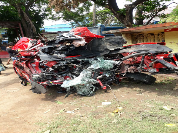 দুর্ঘটনাগ্রস্ত ফেরারি