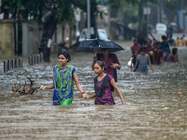 কিশোরীর প্রাণ গেল