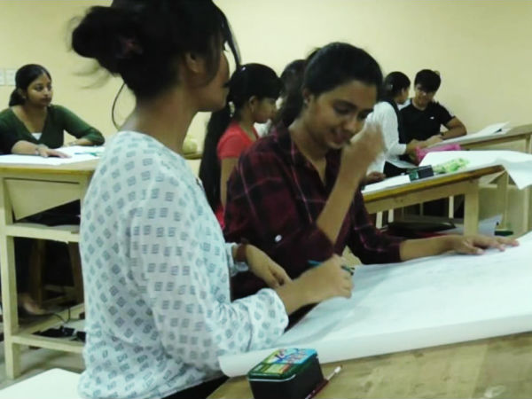 পুঁথিগত বিদ্যা নয়, চাই কল্পনা ও তার স্ফুরণ পুঁথিগত বিদ্যা নয়, চাই কল্পনা ও তার স্ফুরণ