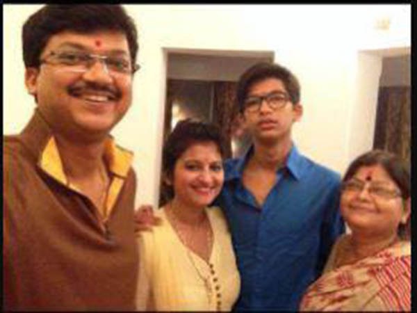 গাড়ির নেশাই কাড়ল কলকাতার বিশিষ্ট ব্যবসায়ীর প্রাণ গাড়ির নেশাই কাড়ল কলকাতার বিশিষ্ট ব্যবসায়ীর প্রাণ