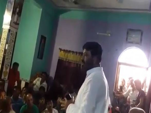 যাচ্ছেন মমতার দলে! লুটেপুটে খাওয়া তৃণমূলের সংশোধন করবেন এই কংগ্রেস বিধায়ক, দেখুন ভিডিও যাচ্ছেন মমতার দলে! লুটেপুটে খাওয়া তৃণমূলের সংশোধন করবেন এই কংগ্রেস বিধায়ক, দেখুন ভিডিও