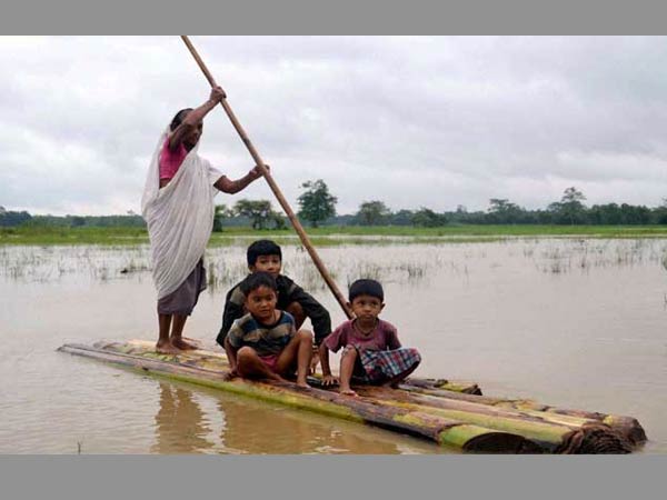 নতুন করে ৪ জনের মৃত্যু! অসমে বন্যা পরিস্থিতির অবনতি নতুন করে ৪ জনের মৃত্যু! অসমে বন্যা পরিস্থিতির অবনতি