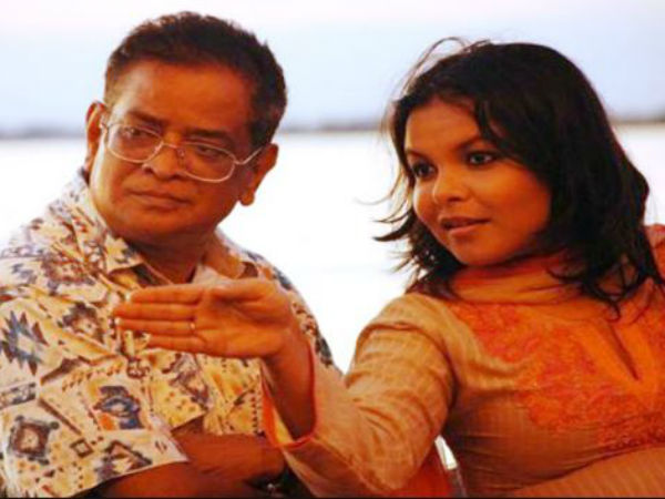 হুমায়ূন আহমেদের গল্প বোতল ভূত এবার ছোট পর্দায় আসছে হুমায়ূন আহমেদের গল্প বোতল ভূত এবার ছোট পর্দায় আসছে