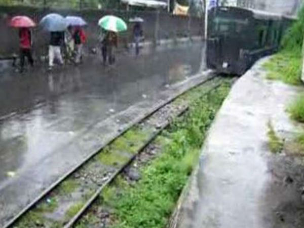 উত্তরবঙ্গে ভারী বৃষ্টি চলবে! দক্ষিণবঙ্গের আবহাওয়া কেমন, জেনে নিন উত্তরবঙ্গে ভারী বৃষ্টি চলবে! দক্ষিণবঙ্গের আবহাওয়া কেমন, জেনে নিন