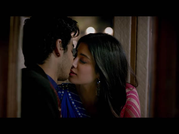 মুক্তি পেল ধড়ক-এর প্রথম গান জিংগাত! নাচের তালে মাতোয়ারা ঈশান-জাহ্নবী মুক্তি পেল ধড়ক-এর প্রথম গান জিংগাত! নাচের তালে মাতোয়ারা ঈশান-জাহ্নবী