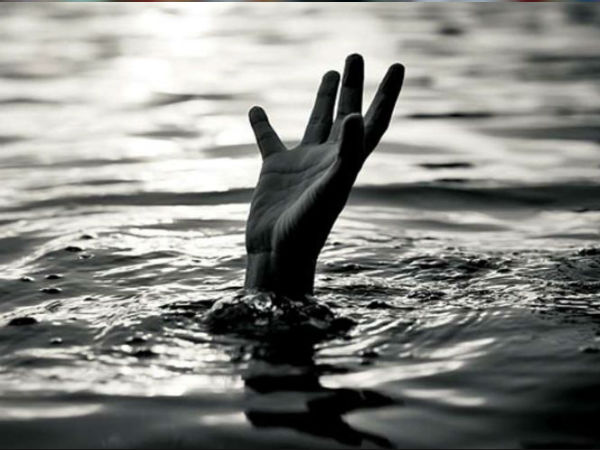 তেলেঙ্গানায় পথ দুর্ঘটনা, নিহত ১ শিশু ১৪ মহিলা তেলেঙ্গানায় পথ দুর্ঘটনা, নিহত ১ শিশু ১৪ মহিলা
