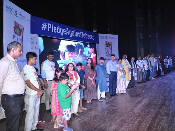 হামি ছবির টিম হাজির তামাক সেবন বিরোধী উদ্যোগে, নেওয়া হল এক নয়া অঙ্গীকার হামি ছবির টিম হাজির তামাক সেবন বিরোধী উদ্যোগে, নেওয়া হল এক নয়া অঙ্গীকার
