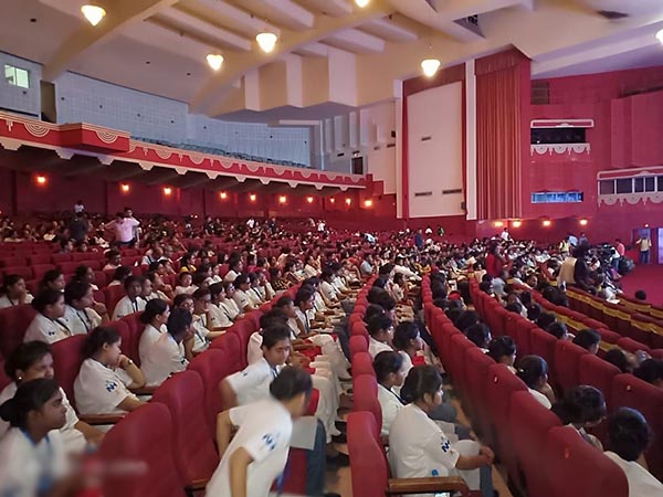 হামি ছবির টিম হাজির তামাক সেবন বিরোধী উদ্যোগে, নেওয়া হল এক নয়া অঙ্গীকার হামি ছবির টিম হাজির তামাক সেবন বিরোধী উদ্যোগে, নেওয়া হল এক নয়া অঙ্গীকার