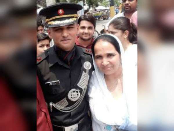 বাবা শহীদ হওয়ার ১৯ বছর পর সেনাবাহিনাতে পুত্র বাবা শহীদ হওয়ার ১৯ বছর পর সেনাবাহিনাতে পুত্র