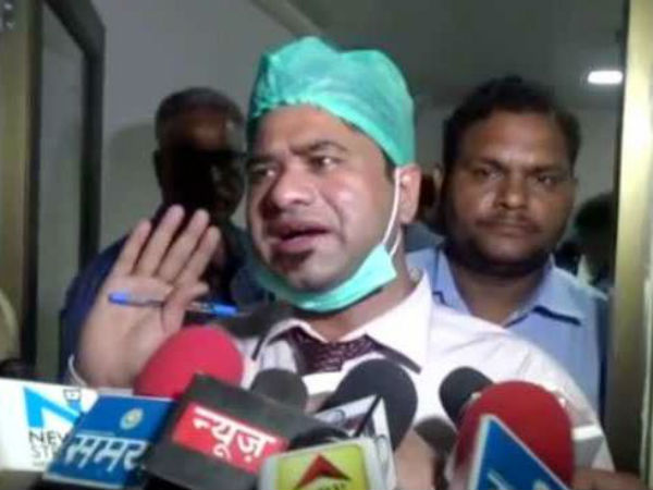 যোগীরাজ্যে শিশুমৃত্যুকাণ্ডে অভিযুক্ত চিকিৎসক কাফিল খানের ভাই গুলিবিদ্ধ যোগীরাজ্যে শিশুমৃত্যুকাণ্ডে অভিযুক্ত চিকিৎসক কাফিল খানের ভাই গুলিবিদ্ধ