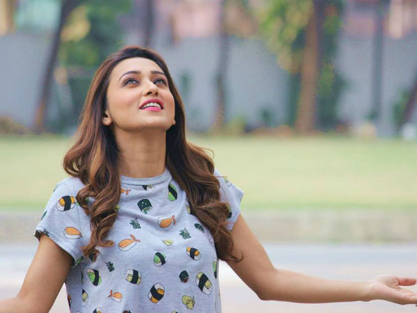 মিমি চক্রবর্তী
