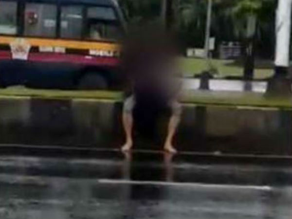 মুম্বইয়ে প্রকাশ্য দিবালোকে রাস্তায় যৌনতায় মাতল যুগল, হইচই বাণিজ্যনগরীতে মুম্বইয়ে প্রকাশ্য দিবালোকে রাস্তায় যৌনতায় মাতল যুগল, হইচই বাণিজ্যনগরীতে