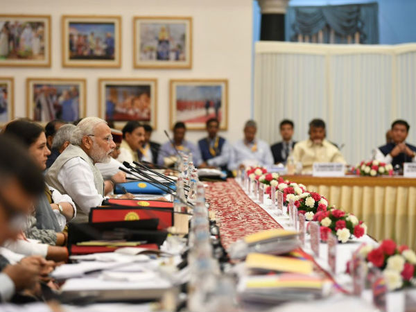 ফের একযোগে নির্বাচনের কথা তুললেন মোদী ফের একযোগে নির্বাচনের কথা তুললেন মোদী