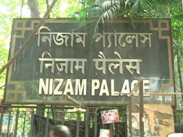 নারদ-তদন্তকারী অফিসারকে ভর্ৎসনা! উঠছে নানা প্রশ্ন নারদ-তদন্তকারী অফিসারকে ভর্ৎসনা! উঠছে নানা প্রশ্ন