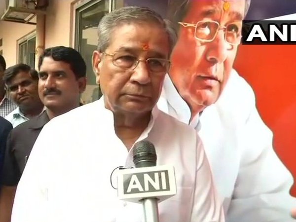 রাজস্থানে বিপদে বিজেপি! রাজেকে তোপ দেগে দলত্যাগী পাঁচবারের বিধায়ক রাজস্থানে বিপদে বিজেপি! রাজেকে তোপ দেগে দলত্যাগী পাঁচবারের বিধায়ক