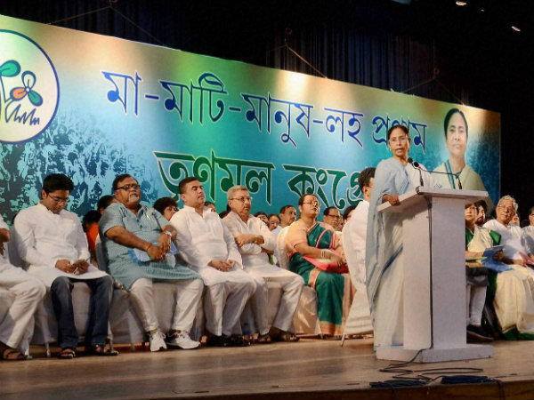 তৃণমূলের কোর কমিটির বৈঠক ২১ জুন! থাকছেন না অভিষেক তৃণমূলের কোর কমিটির বৈঠক ২১ জুন! থাকছেন না অভিষেক