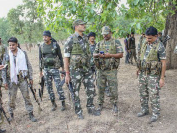 মাওবাদীদের সঙ্গে রুদ্ধশ্বাস গুলির লড়াই, শহিদ ২ বিএসএফ জওয়ান মাওবাদীদের সঙ্গে রুদ্ধশ্বাস গুলির লড়াই, শহিদ ২ বিএসএফ জওয়ান