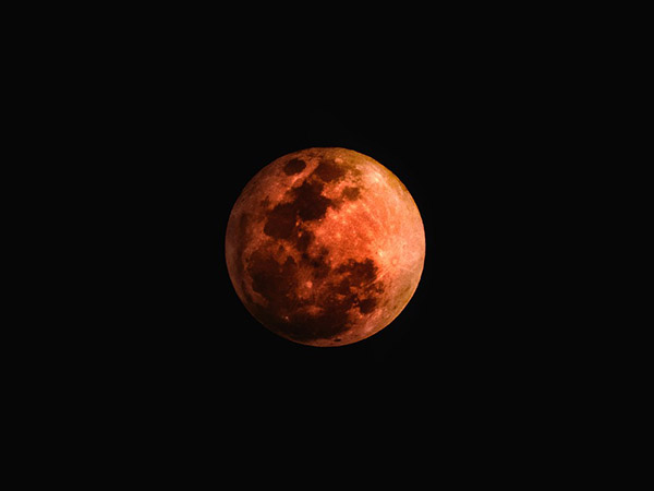 গুরুপূর্ণিমা ও চন্দ্রগ্রহণ