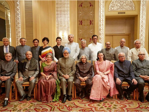 এই মন্ত্রীসভার সদস্যদের চেনেন কি! মনমোহন থেকে রাহুলের রূপে দেখা গেল এঁদের এই মন্ত্রীসভার সদস্যদের চেনেন কি! মনমোহন থেকে রাহুলের রূপে দেখা গেল এঁদের