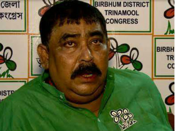 রাস্তায় দাঁড়িয়েছিল উন্নয়ন, এবার অনুব্রত হাত ধরে তা দেখাবেন বীরভূমের ‘জনতা’কে রাস্তায় দাঁড়িয়েছিল উন্নয়ন, এবার অনুব্রত হাত ধরে তা দেখাবেন বীরভূমের ‘জনতা’কে
