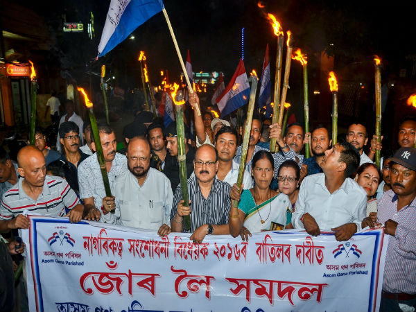 অসমে নাগরিক নিবন্ধন! বরাক ও ব্রহ্মপুত্র উপত্যকা দুই ভাগ অসমে নাগরিক নিবন্ধন! বরাক ও ব্রহ্মপুত্র উপত্যকা দুই ভাগ