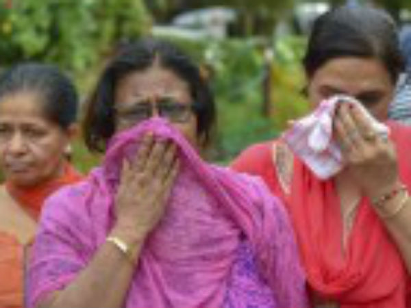 রহস্যময় বুরারি পরিবারের পোষ্য কুকুরের আকস্মিক মৃত্যু, কীভাবে ঘটল এই ঘটনা রহস্যময় বুরারি পরিবারের পোষ্য কুকুরের আকস্মিক মৃত্যু, কীভাবে ঘটল এই ঘটনা