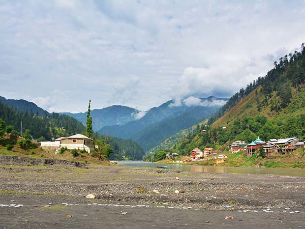 ছটপল