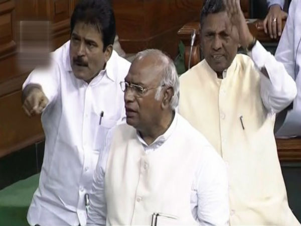 সংখ্যা তাদের বিপক্ষে রয়েছে জানে বিরোধীরা