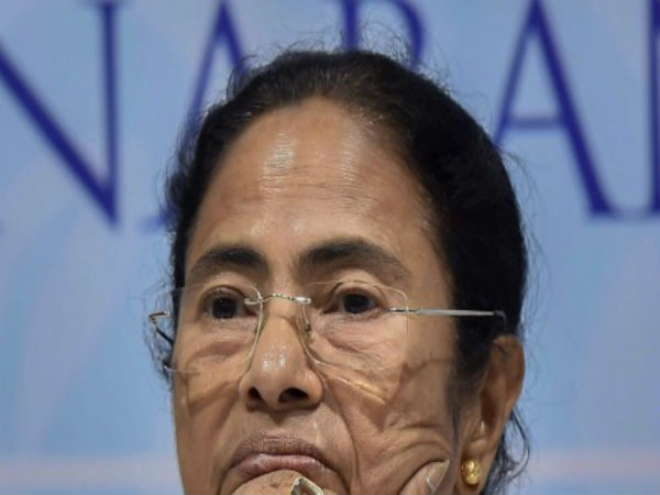 ২১ জুলাই পালনে ধাক্কা! অগ্রাধিকার ঠিক করে দিলেন মমতা ২১ জুলাই পালনে ধাক্কা! অগ্রাধিকার ঠিক করে দিলেন মমতা