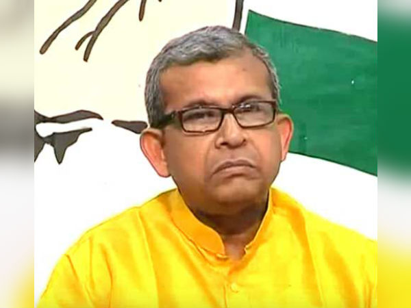বিজেপির হাতে রক্তাক্ত হতে দেবেন না পুরুলিয়াকে, তৃণমূল নেতৃত্বকে ‘হোম-টাস্ক’ সাংসদের বিজেপির হাতে রক্তাক্ত হতে দেবেন না পুরুলিয়াকে, তৃণমূল নেতৃত্বকে ‘হোম-টাস্ক’ সাংসদের