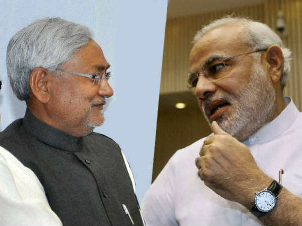 বিজেপির সঙ্গেই জোটে থাকতে চায় জনতা দল ইউনাইটেড। একইসঙ্গে আসন সমাঝোতারও বার্তা দিয়ে দিল তারা। আসন্ন লোকসভা নির্বাচনে বিহার থেকে অন্তত ১৭টি আসন তাঁদের ছাড়তে হবে বলে দাবি জানালেন বিহারের মুখ্যমন্ত্রী নীতীশ কুমার। রবিবার নয়াদিল্লিতে জাতীয় কর্মসমিতির বৈঠক থেকে এই বার্তা দিলেন তিনি। বিজেপির সঙ্গেই জোটে থাকতে চায় জনতা দল ইউনাইটেড। একইসঙ্গে আসন সমাঝোতারও বার্তা দিয়ে দিল তারা। আসন্ন লোকসভা নির্বাচনে বিহার থেকে অন্তত ১৭টি আসন তাঁদের ছাড়তে হবে বলে দাবি জানালেন বিহারের মুখ্যমন্ত্রী নীতীশ কুমার। রবিবার নয়াদিল্লিতে জাতীয় কর্মসমিতির বৈঠক থেকে এই বার্তা দিলেন তিনি।