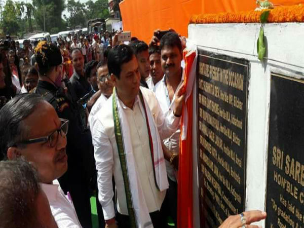 এনআরসি ধাক্কা বিজেপির ঘরেই! তালিকায় নাম নেই ডেপুটি স্পিকারের স্ত্রীর এনআরসি ধাক্কা বিজেপির ঘরেই! তালিকায় নাম নেই ডেপুটি স্পিকারের স্ত্রীর