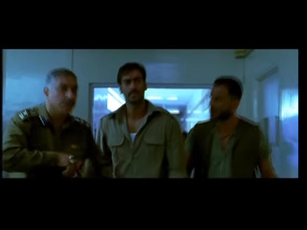 ফের খলনায়কের চরিত্রে সইফ!অজয়ের তানাজি উস্কে দিল ওমকারা-র স্মৃতি ফের খলনায়কের চরিত্রে সইফ!অজয়ের তানাজি উস্কে দিল ওমকারা-র স্মৃতি