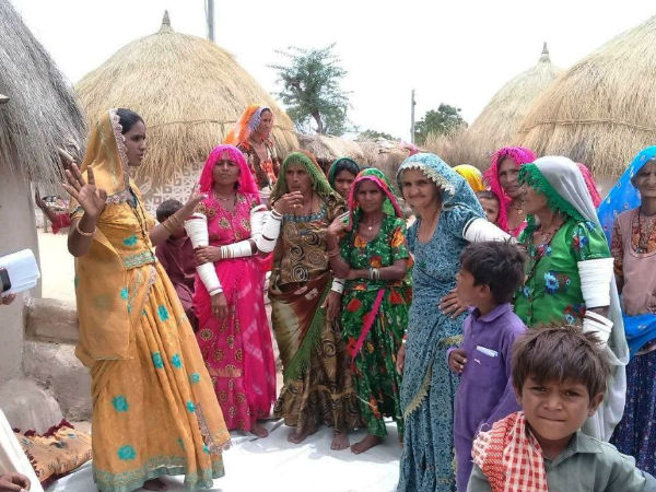 ইতিহাস রচনা এই পাক হিন্দু মহিলার ইতিহাস রচনা এই পাক হিন্দু মহিলার