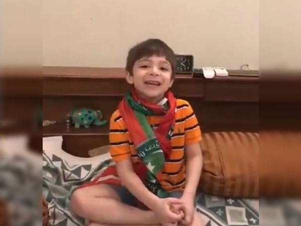 ভিডিও-তে ব্যাট চিহ্নে ভোট দিতে আর্জি এই ক্ষুদের ভিডিও-তে ব্যাট চিহ্নে ভোট দিতে আর্জি এই ক্ষুদের