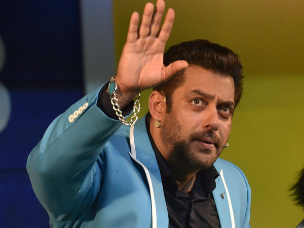 বিগ বস ১২ -এ সলমনের সঙ্গে কি এন্ট্রি হচ্ছে এশিয়ার অন্যতম সেক্সি মহিলার! জানুন বিগ বস ১২ -এ সলমনের সঙ্গে কি এন্ট্রি হচ্ছে এশিয়ার অন্যতম সেক্সি মহিলার! জানুন