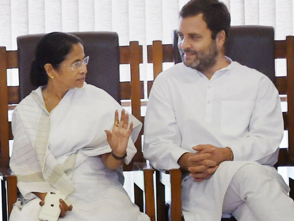 কোন জাদু-দণ্ডে ৪২-কে ২৭২ করবেন ‘একা’ মমতা! রাহুলের মন্তব্যের প্রতিক্রিয়ায় অধীর কোন জাদু-দণ্ডে ৪২-কে ২৭২ করবেন ‘একা’ মমতা! রাহুলের মন্তব্যের প্রতিক্রিয়ায় অধীর