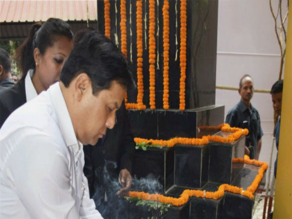 এনআরসির ফাইনাল ড্রাফট! অসমবাসীকে আশ্বস্ত করলেন মুখ্যমন্ত্রী এনআরসির ফাইনাল ড্রাফট! অসমবাসীকে আশ্বস্ত করলেন মুখ্যমন্ত্রী