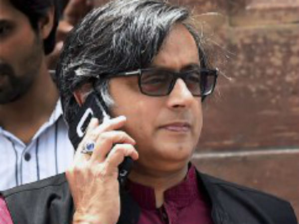 বিজেপির শাসনে ভারত হবে ‘হিন্দু পাকিস্তান’! কংগ্রেস নেতাকে সমন কলকাতা আদালতের বিজেপির শাসনে ভারত হবে ‘হিন্দু পাকিস্তান’! কংগ্রেস নেতাকে সমন কলকাতা আদালতের