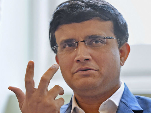 যে দলকে রেখে গিয়েছেন