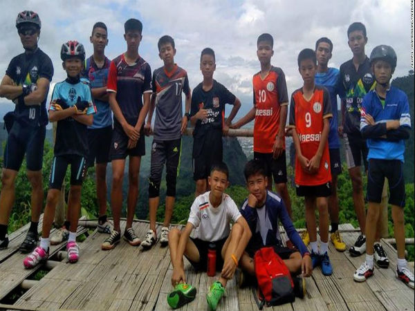 থাইল্যান্ডের জন্য প্রার্থনা, সাহায্যের হাত বাড়াল বিশ্ব থাইল্যান্ডের জন্য প্রার্থনা, সাহায্যের হাত বাড়াল বিশ্ব