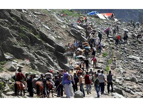 আবহাওয়ার বাধায় কৈলাস মানস সরোবর যাত্রায় বিঘ্ন! আটকে বহু পূণ্যার্থী আবহাওয়ার বাধায় কৈলাস মানস সরোবর যাত্রায় বিঘ্ন! আটকে বহু পূণ্যার্থী