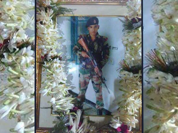 মা ও পুত্রের এমন কাহিনি যাতে চোখে জল চলে আসবে মা ও পুত্রের এমন কাহিনি যাতে চোখে জল চলে আসবে